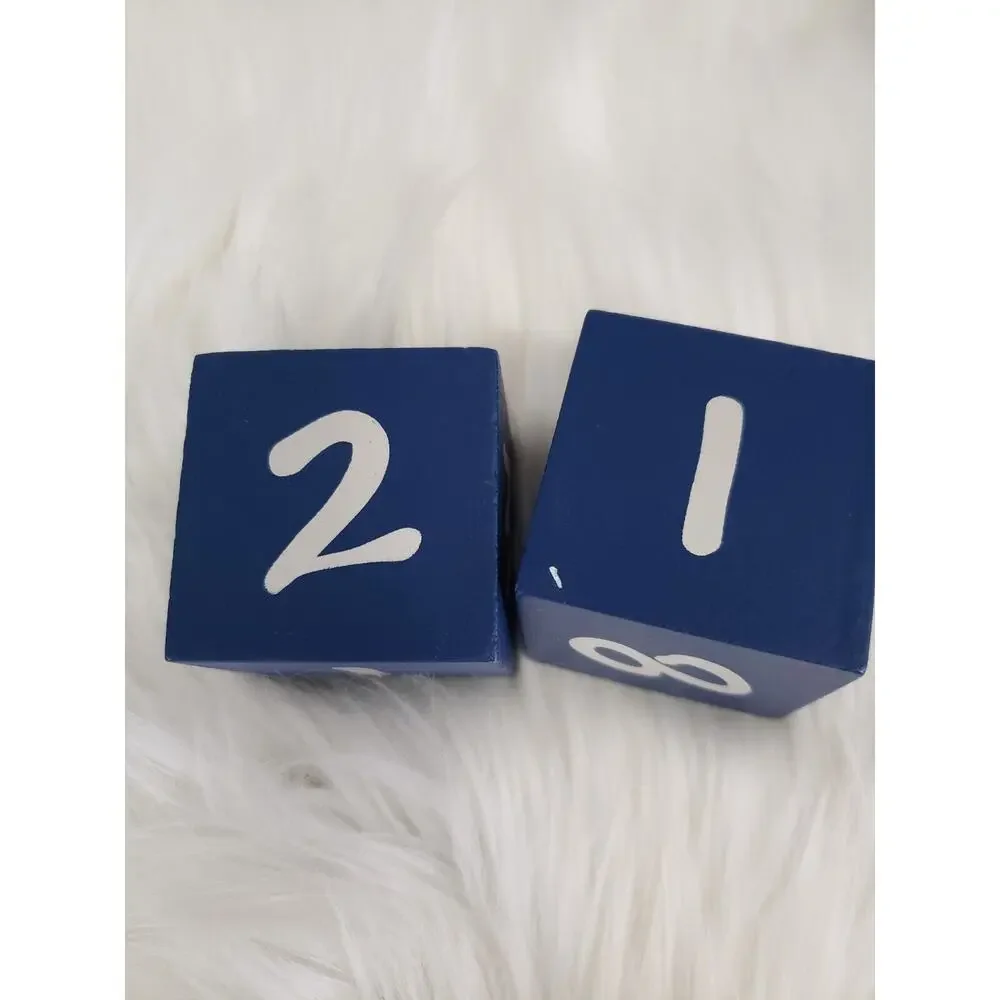 Disney Mickey Mouse Perpetual‎ Wood Blue Block Desk Office Wall Calendar Decor